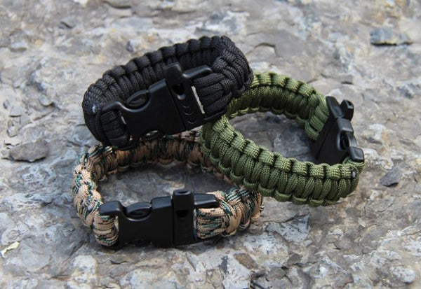 Tactical Paracord Survival Bracelet